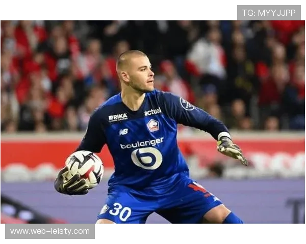 巴黎门将悬念揭晓，舍瓦利埃首发战德比